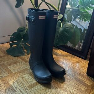 Hunter rain boots